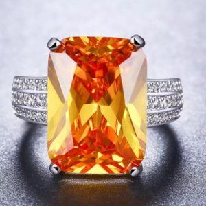 GIANT COSTUME FASHION JEWELRY YELLOW RING